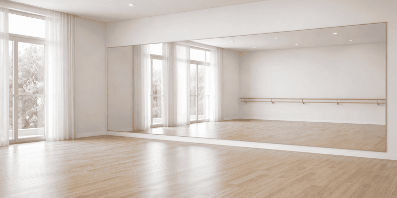 Зеркало для танцевальной студии