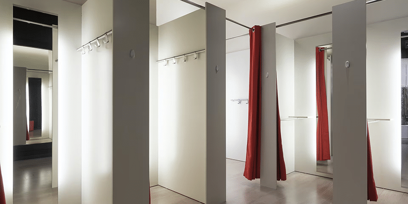 Зеркало примерочной