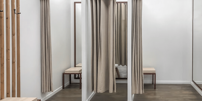 Зеркало для примерочной