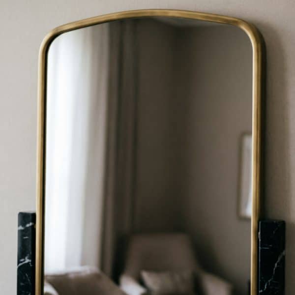 Классическое зеркало