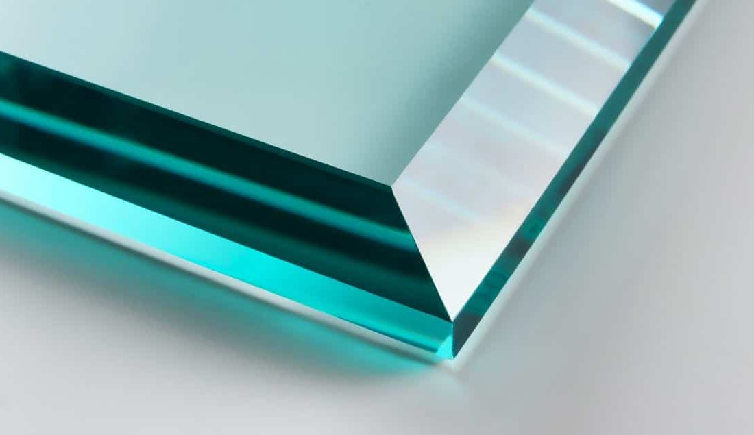 Изображение как выглядит фацет на стекле